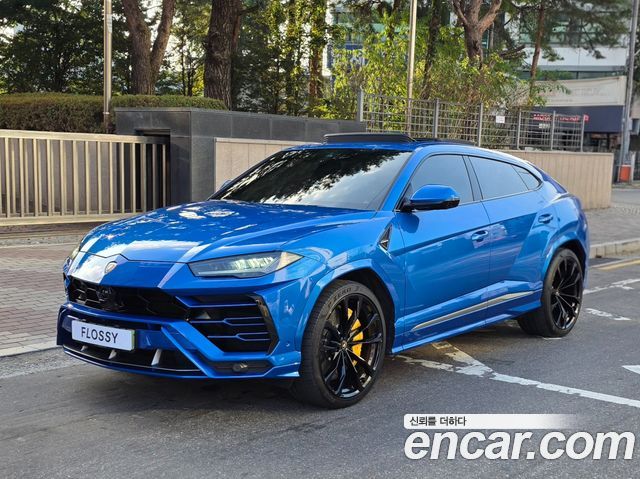 Lamborghini Urus из Кореи Encar