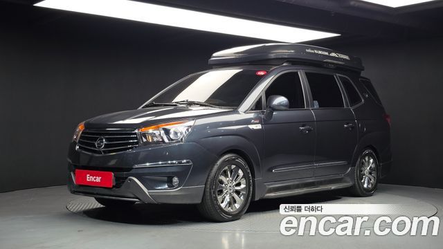 Ssangyong KORANDO 4WD Outdoor Edition 9-seater — пробег 129 466 км — фото 1 из 5