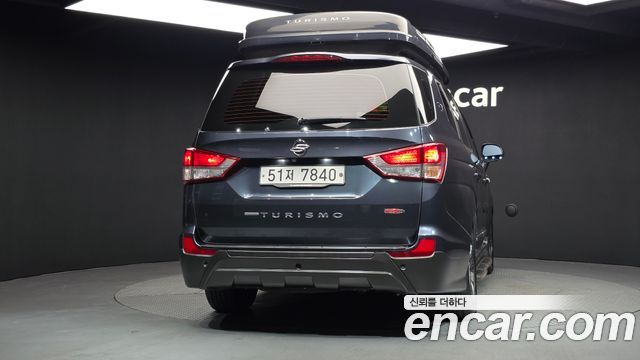 Ssangyong KORANDO 4WD Outdoor Edition 9-seater — пробег 129 466 км — фото 4 из 5