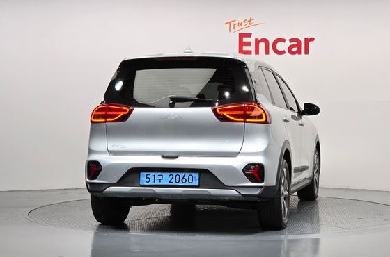 Kia Niro Air — пробег 64 272 км — фото 4 из 5
