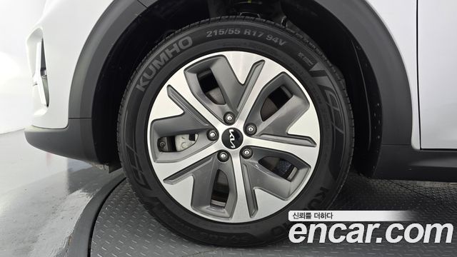 Kia Niro Air — пробег 64 272 км — фото 5 из 5
