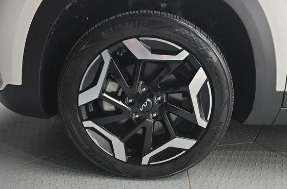 Kia Seltos Gasoline 1.6 Turbo 2WD Signature — пробег 13 469 км — фото 5 из 5