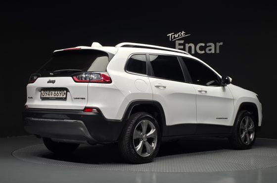 Jeep Cherokee 2.4 Limited AWD — пробег 191 375 км — фото 2 из 5