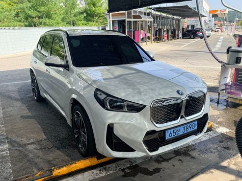 BMW iX1 xDrive 30 M Sport — пробег 38 264 км — фото 2 из 5