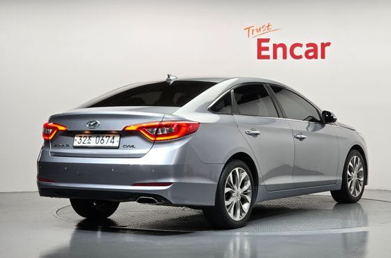 Hyundai Sonata 2.0 Premium — пробег 92 523 км — фото 2 из 5