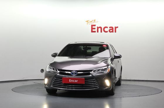 Toyota Camry Hybrid XLE — пробег 136 608 км — фото 3 из 5