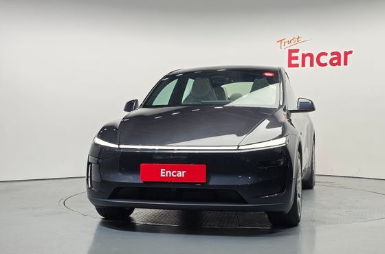 Tesla Model Y L Long Range AWD — пробег 80 км — фото 3 из 5