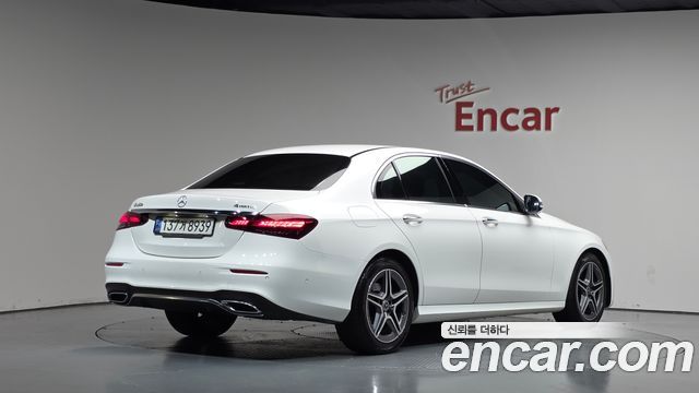 Mercedes-Benz E-Class из Кореи Encar