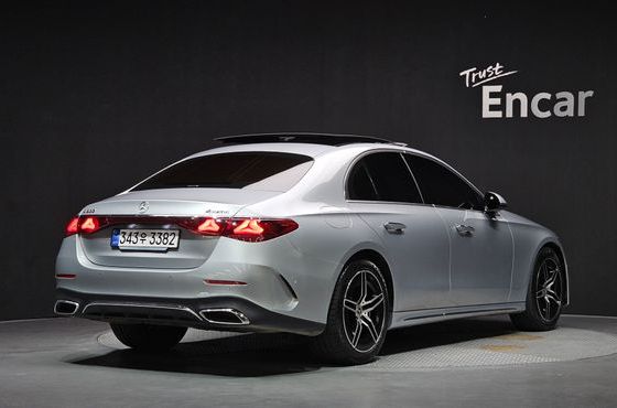 Mercedes-Benz E-Class E300 4MATIC AMG Line — пробег 60 273 км — фото 2 из 5