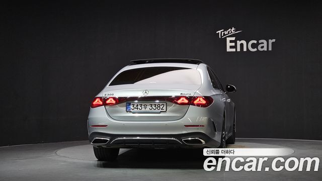 Mercedes-Benz E-Class E300 4MATIC AMG Line — пробег 60 273 км — фото 4 из 5