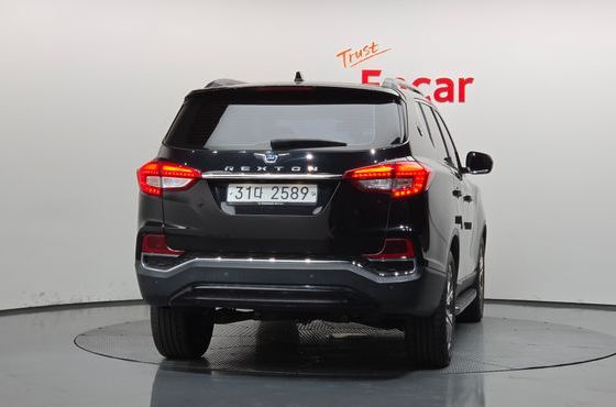 Ssangyong Rexton Diesel 2.2 2WD Eurasia Edition — пробег 161 908 км — фото 4 из 5