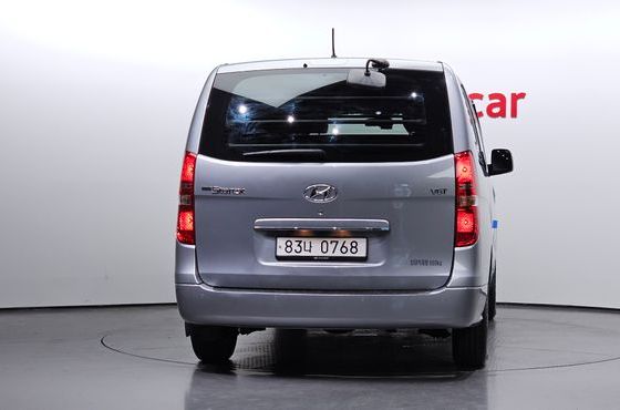 Hyundai Starex Van 5-Seater Smart — пробег 35 421 км — фото 4 из 5