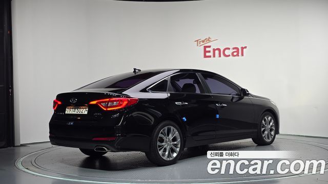 Hyundai Sonata 2.0 Premium — пробег 169 831 км — фото 2 из 5