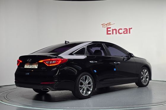 Hyundai Sonata 2.0 Premium — пробег 169 831 км — фото 2 из 5