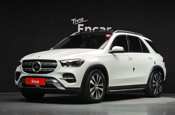 Mercedes-Benz GLE-Class GLE300d 4MATIC — пробег 64 551 км — фото 1 из 5
