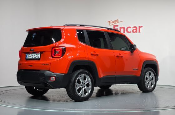 Jeep Renegade 2.4 Limited AWD — пробег 68 248 км — фото 2 из 5