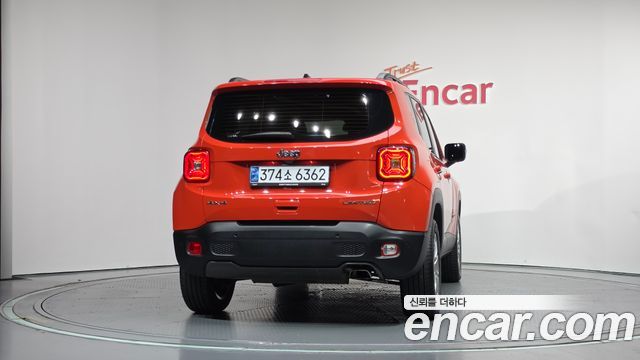 Jeep Renegade 2.4 Limited AWD — пробег 68 248 км — фото 4 из 5