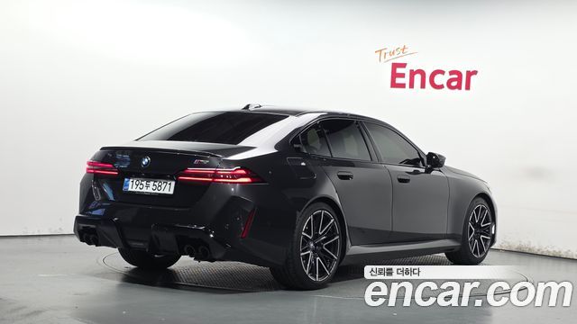 BMW M5 M5 Sedan — пробег 5 656 км — фото 2 из 5