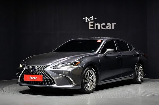 Lexus ES Executive — пробег 35 474 км — фото 1 из 5