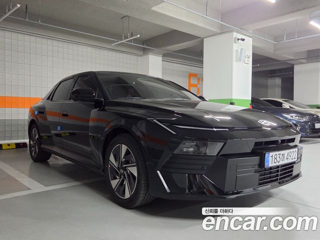 Hyundai AVANTE 2.0 Inspiration — пробег 440 км — фото 1 из 5