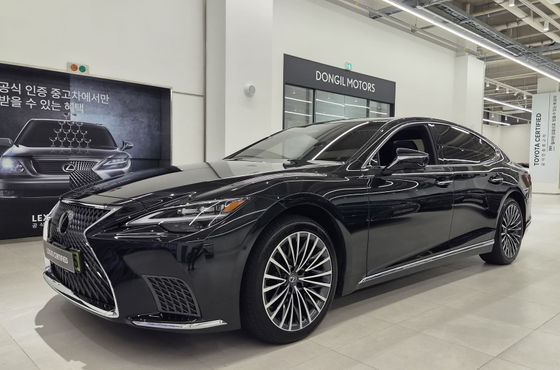Lexus LS 3.5 Luxury AWD — пробег 20 588 км — фото 1 из 5