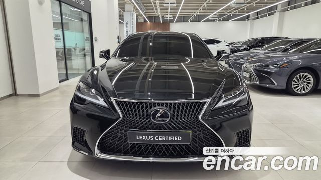 Lexus LS 3.5 Luxury AWD — пробег 20 588 км — фото 3 из 5