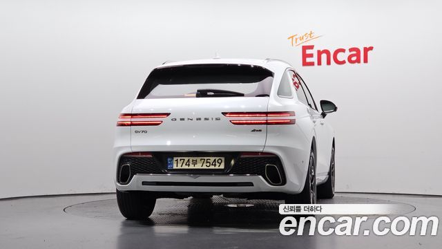 Genesis GV70 из Кореи Encar
