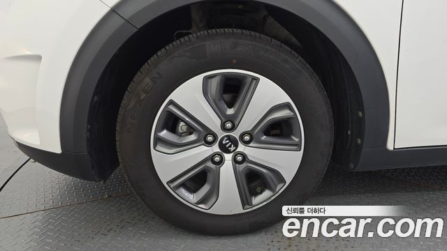 Kia Niro из Кореи Encar