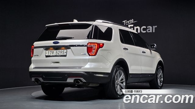 Ford Explorer 2.3 Limited 4WD 5th — пробег 95 257 км — фото 2 из 5