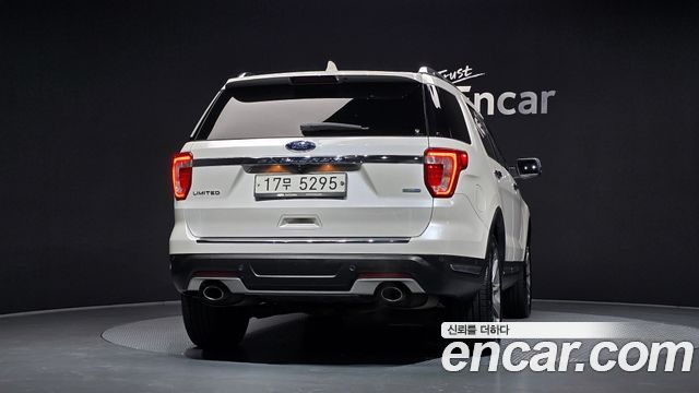 Ford Explorer 2.3 Limited 4WD 5th — пробег 95 257 км — фото 4 из 5