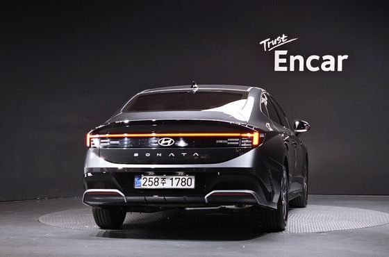 Hyundai Sonata Premium — пробег 16 058 км — фото 4 из 5