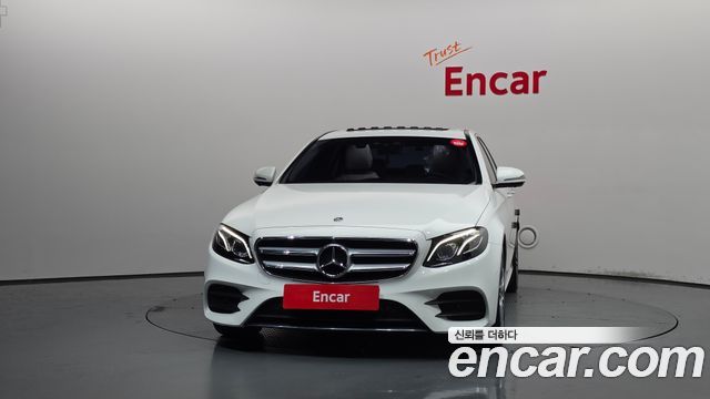Mercedes-Benz E-Class из Кореи Encar