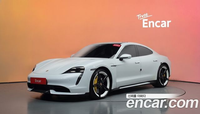 Porsche Taycan Turbo — пробег 58 318 км — фото 1 из 5