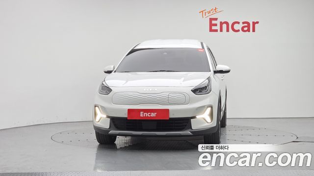 Kia Niro Earth — пробег 124 130 км — фото 3 из 5