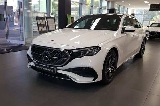 Mercedes-Benz E-Class E200 AMG Line — пробег 5 949 км — фото 1 из 5