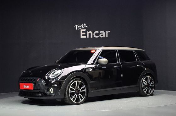 Mini Clubman Shadow Edition 2nd — пробег 55 714 км — фото 1 из 5