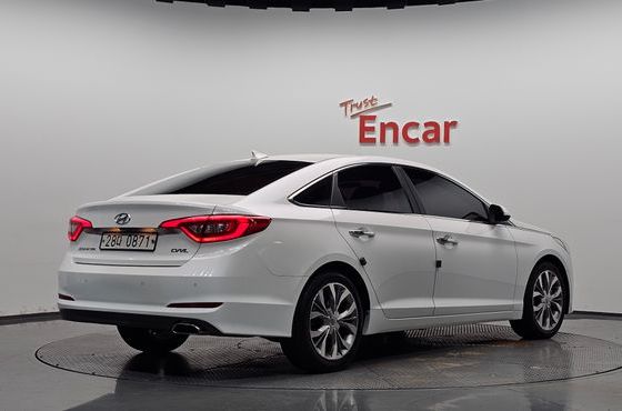 Hyundai Sonata 2.0 Smart Special — пробег 97 875 км — фото 2 из 5