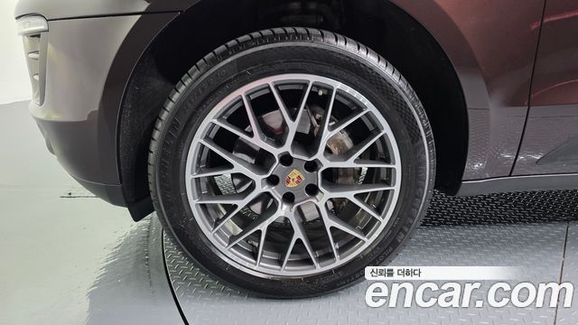 Porsche Macan из Кореи Encar