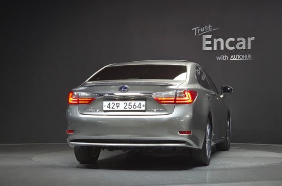 Lexus ES Supreme XV60 — пробег 97 143 км — фото 4 из 5