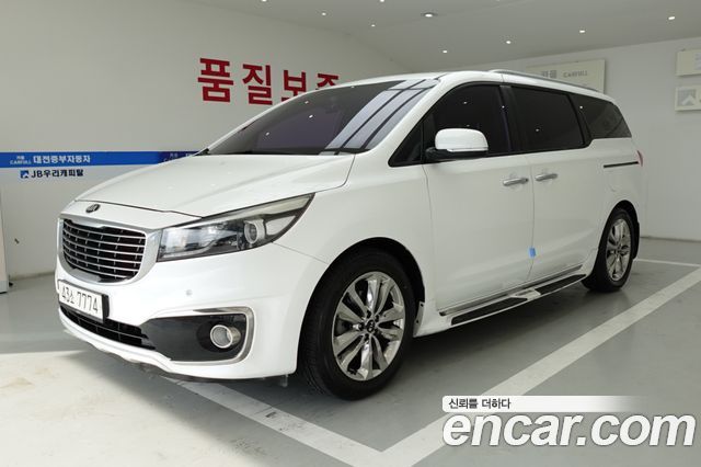 Kia Carnival 9-seater Prestige — пробег 175 442 км — фото 1 из 5