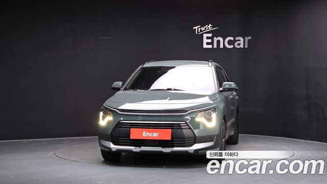 Kia Niro Prestige — пробег 73 981 км — фото 3 из 5