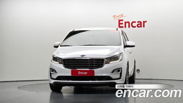 Kia Carnival из Кореи Encar