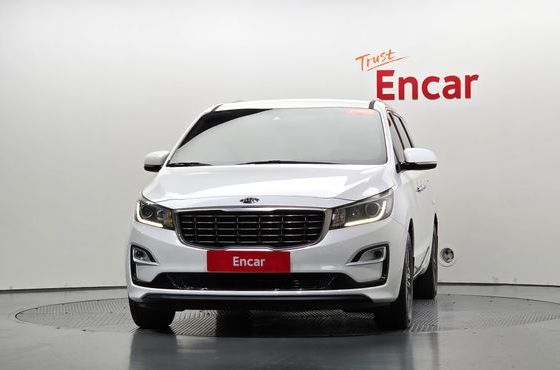 Kia Carnival 11-Seater Prestige — пробег 62 554 км — фото 3 из 5