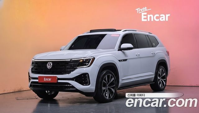 Volkswagen Atlas 2.0 TSI R-LINE 7-Seater — пробег 7 122 км — фото 1 из 5
