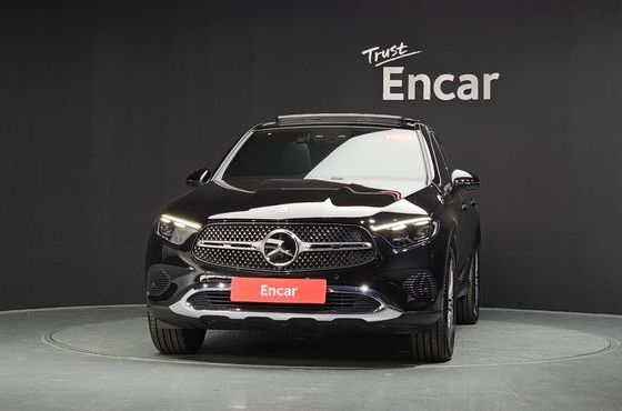 Mercedes-Benz GLC-Class GLC300 4MATIC Avnatgarde Coupe — пробег 3 038 км — фото 3 из 5