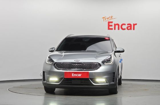Kia Niro Noblesse — пробег 96 229 км — фото 3 из 5