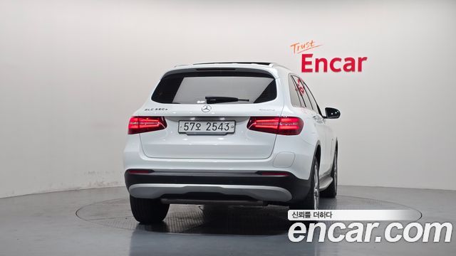 Mercedes-Benz GLC-Class GLC350e 4MATIC Premium — пробег 83 874 км — фото 4 из 5