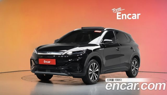 BYD Atto 3 Plus — пробег 4 688 км — фото 1 из 5
