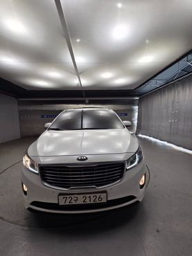 Kia Carnival 11-seater Prestige — пробег 128 610 км — фото 3 из 5