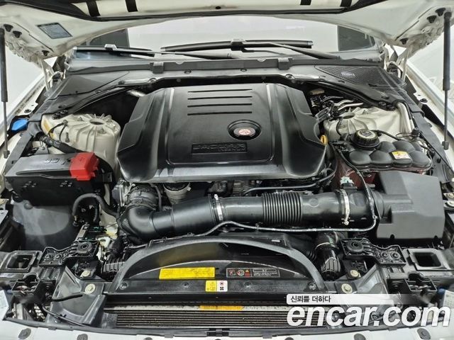 Jaguar XE из Кореи Encar